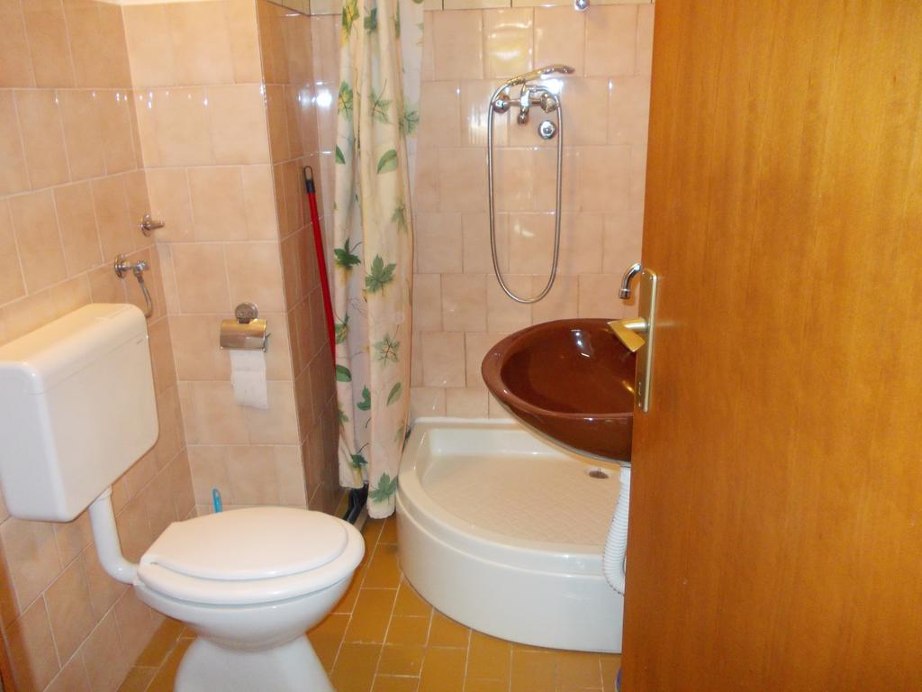 Apartments Bozic Τρέμπινιε Εξωτερικό φωτογραφία