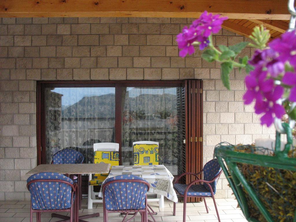 Apartments Bozic Τρέμπινιε Εξωτερικό φωτογραφία