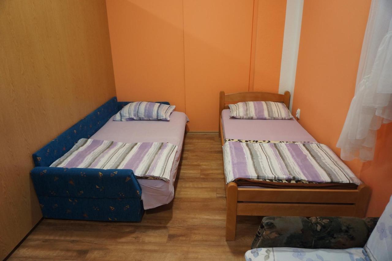 Apartments Bozic Τρέμπινιε Εξωτερικό φωτογραφία