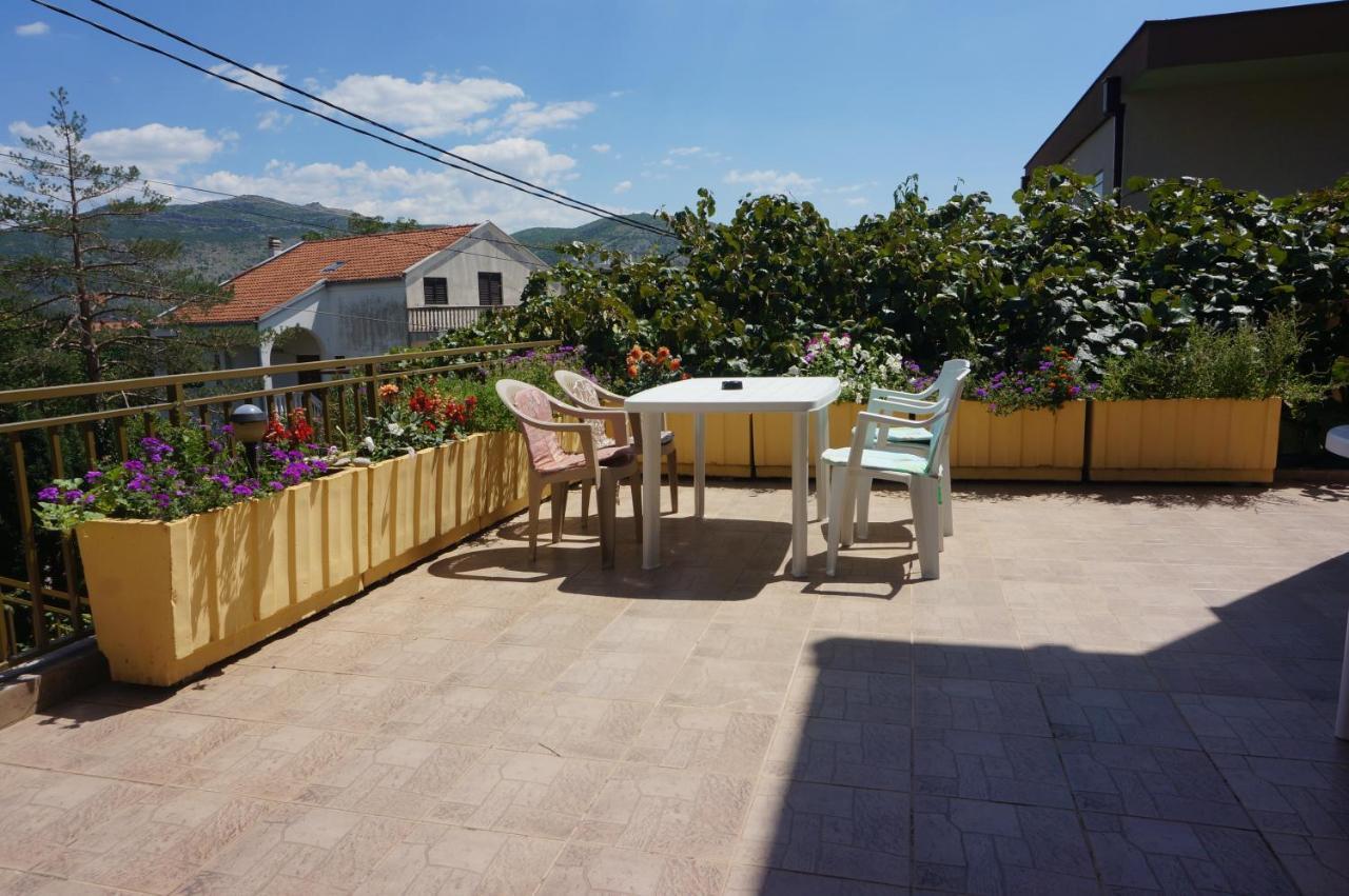 Apartments Bozic Τρέμπινιε Εξωτερικό φωτογραφία