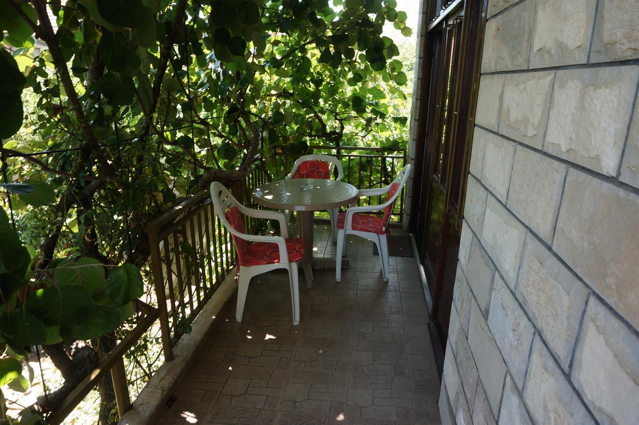 Apartments Bozic Τρέμπινιε Εξωτερικό φωτογραφία