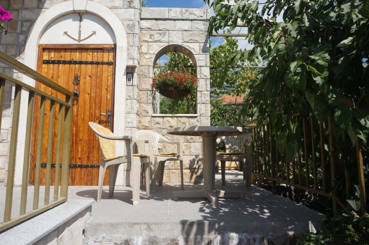 Apartments Bozic Τρέμπινιε Εξωτερικό φωτογραφία